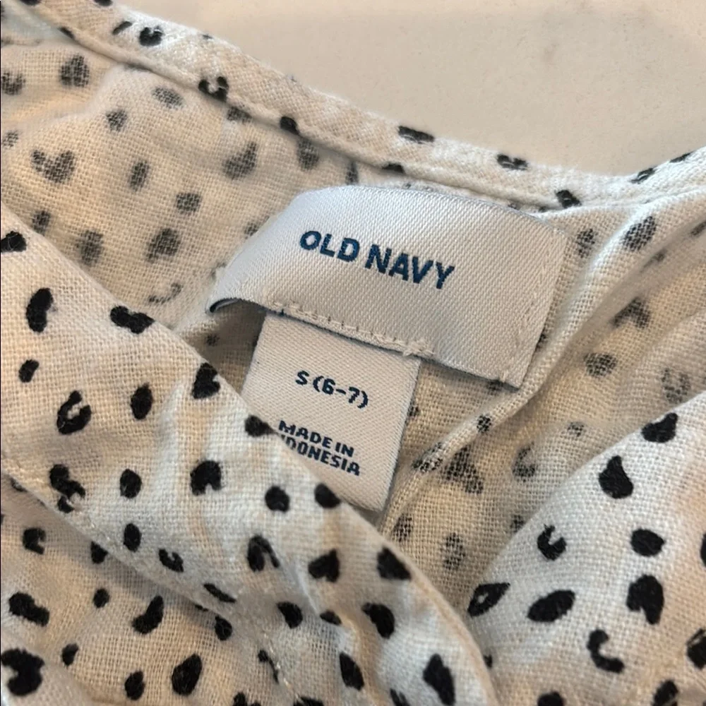 Old Navy chic top